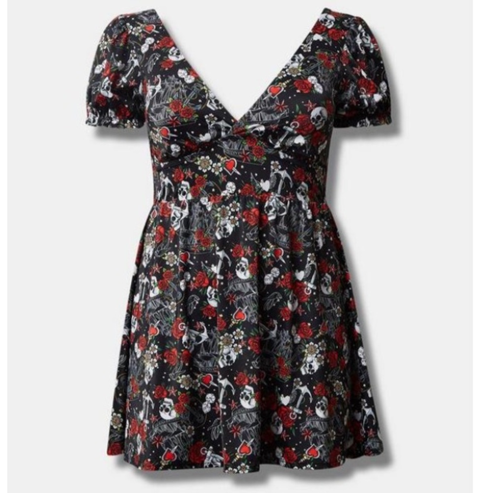 TORRID NWT RETRO SWIM WIRELESS PUFF SLEEVE DRESS - LONG LENGTH - Picture 5 of 6